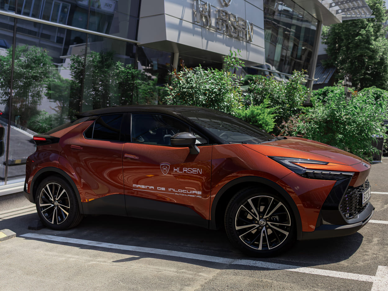 Toyota CHR-R Hybrid